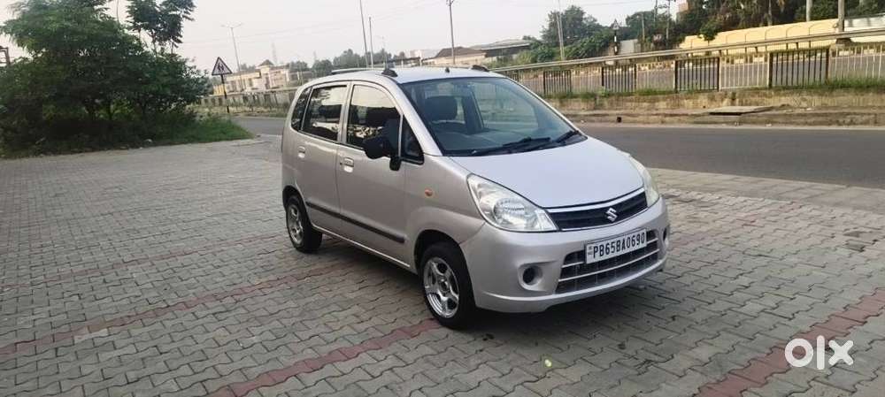 Maruti Suzuki Zen Estilo Lxi Bs Iv, 2011, Petrol