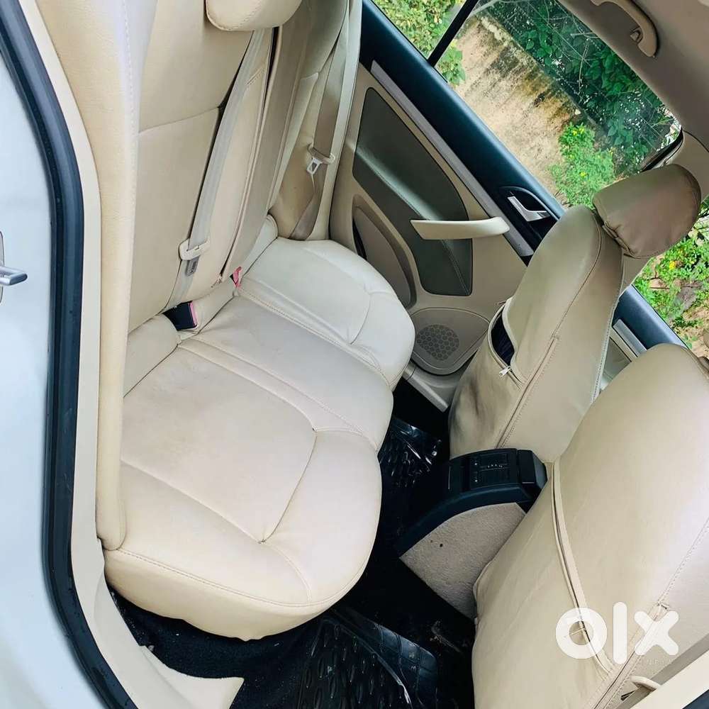 Skoda Laura Elegance 1.9 Tdi Mt, 2012, Diesel