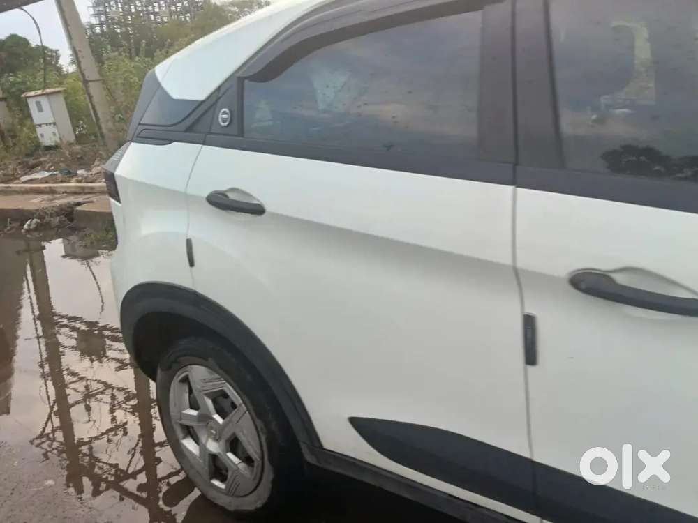 Tata Nexon 2023 Petrol