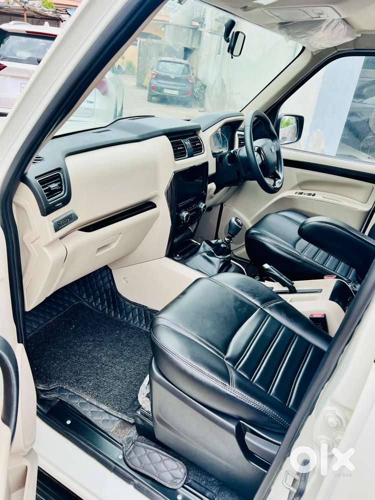 Mahindra Scorpio Classic 2.2 S 11 Mt 7 Str, 2023, Diesel