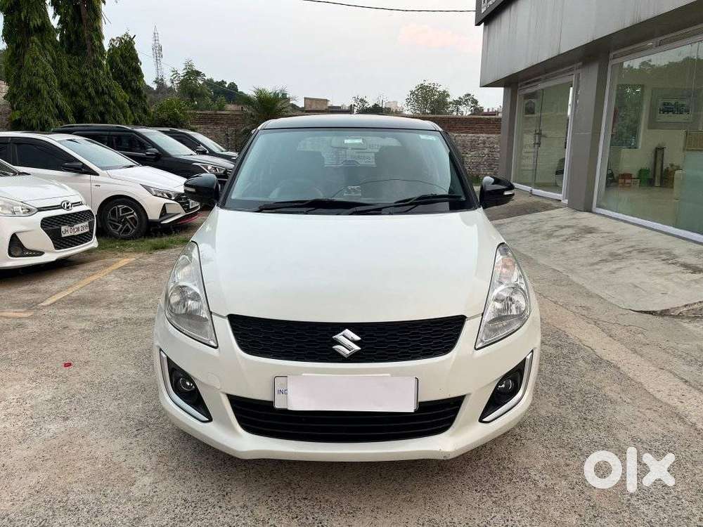 Maruti Suzuki Swift Vxi 1.2 Abs Bs-iv, 2017, Petrol