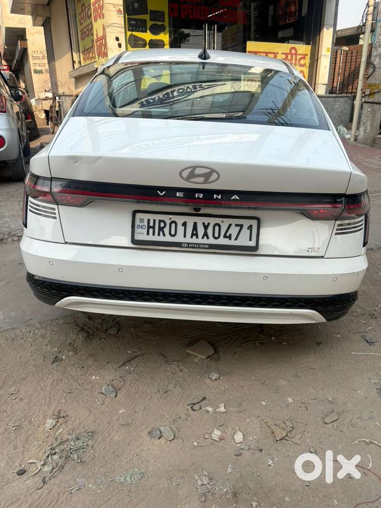 Hyundai Verna 2023 Car