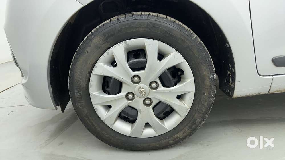 Hyundai Grand I10 1.2 Kappa Sportz, 2015, Petrol