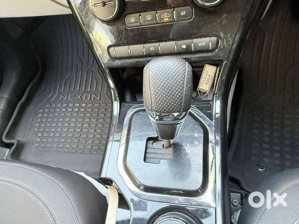 Tata Nexon 1.2 Revotron Xza Plus, 2022, Petrol