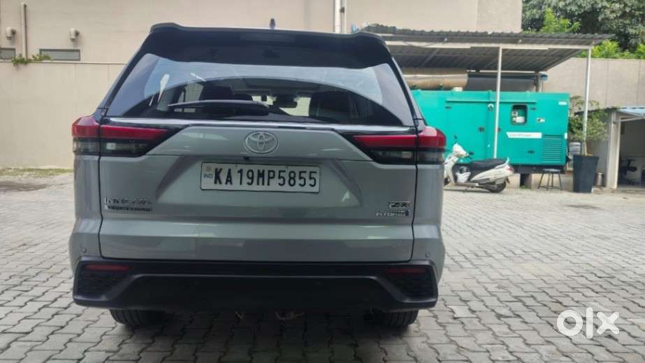 Toyota Innova Hycross Zx(o), 2024, Petrol