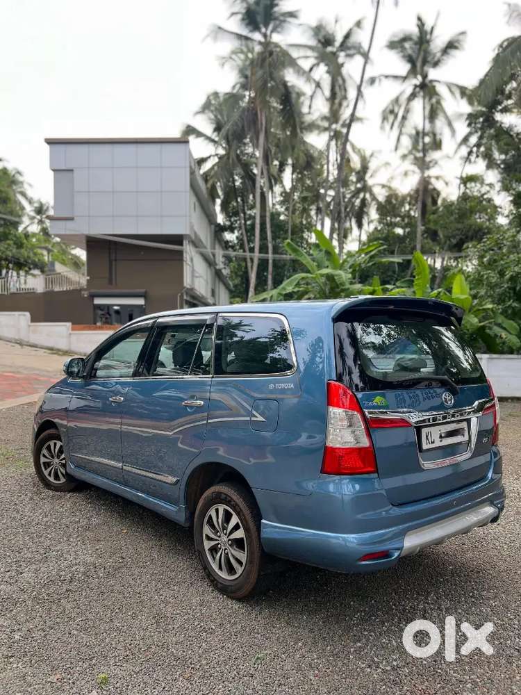 Toyota Innova 2015 Diesel Well Maintained