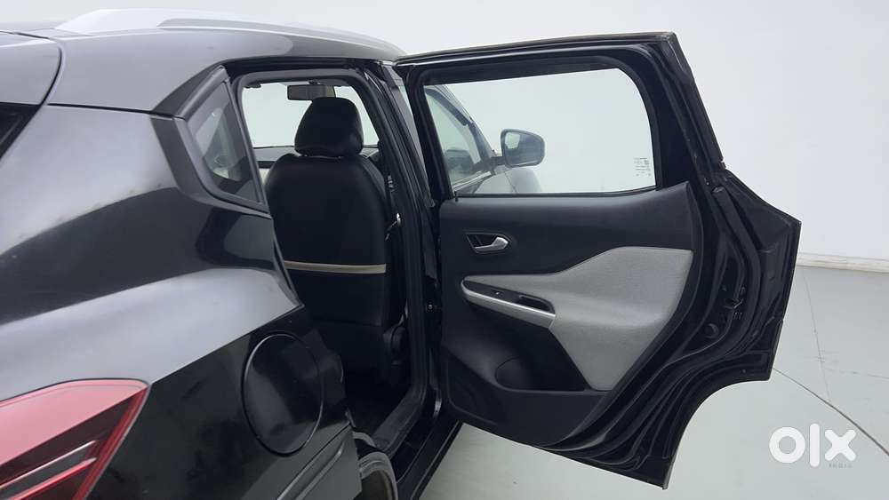 Nissan Magnite 1.0 Xv, 2023, Petrol