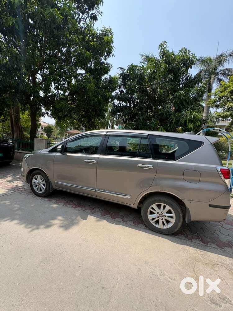 Toyota Innova Crysta 2017 Model Diesel Manual