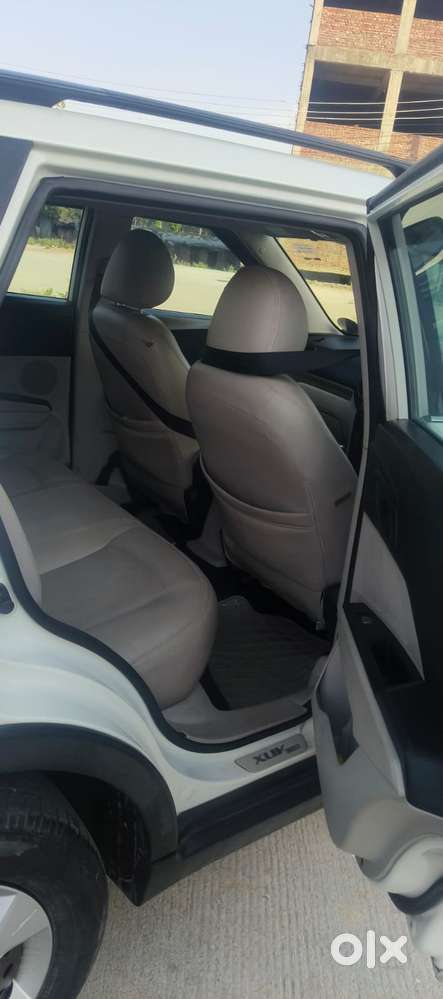 Mahindra Xuv300 W6, 2022, Petrol