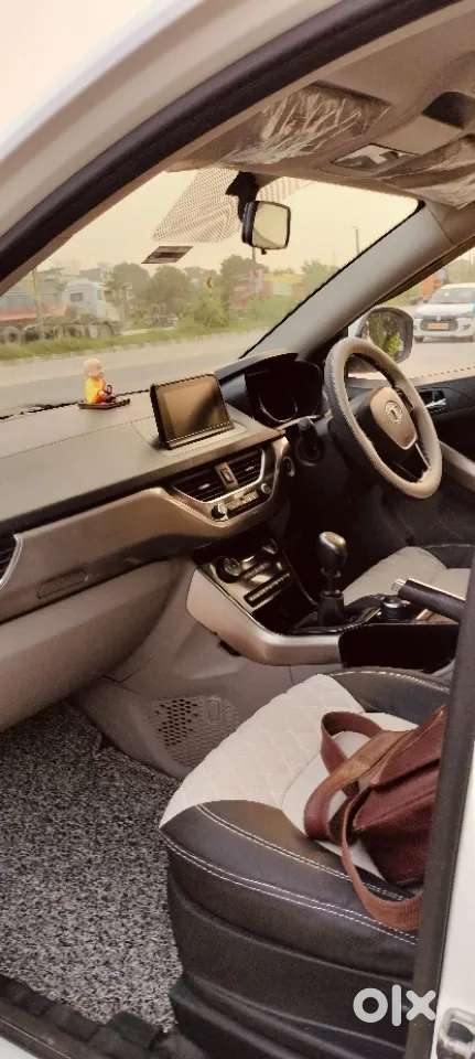 Tata Nexon 1.2 Revotron Xz Plus (o), 2020, Petrol