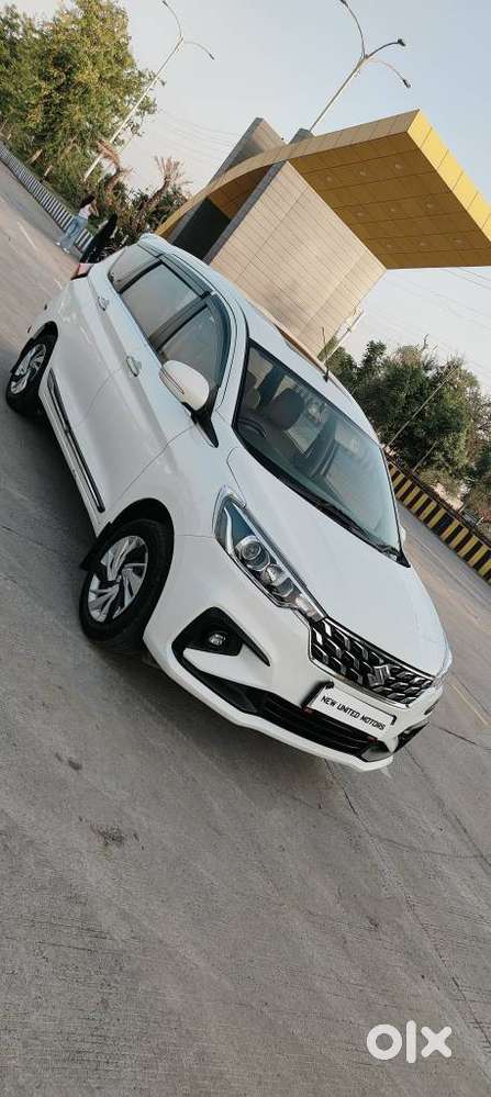 Maruti Suzuki Ertiga 2022-2023  Vxi, 2023, Lpg