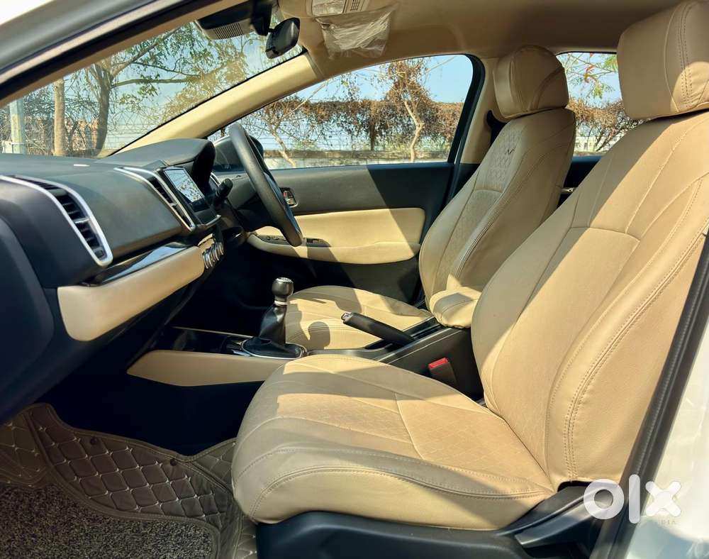 Honda City V Mt Exclusive, 2024, Petrol