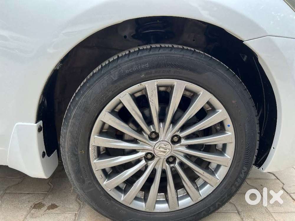 Maruti Suzuki Ciaz 2014-2017 At Zxi Plus, 2016, Petrol