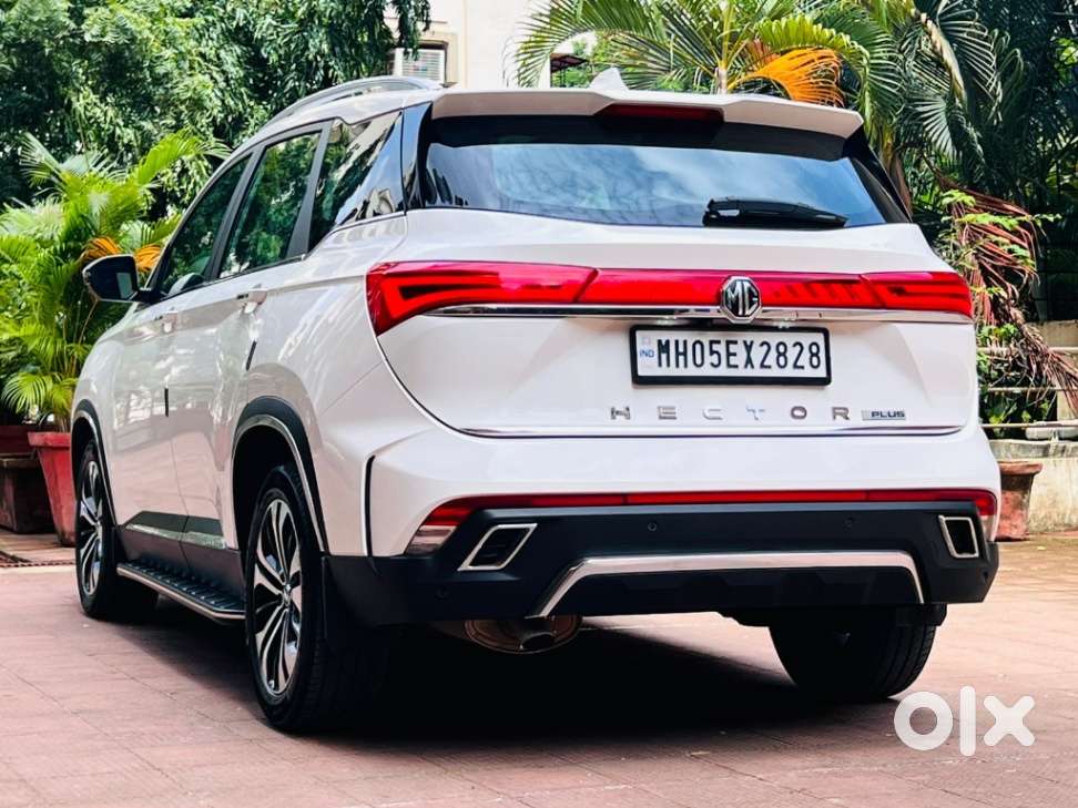 Mg Hector Plus Sharp Pro 1.5 Turbo Petrol Cvt 6 Str, 2023, Petrol