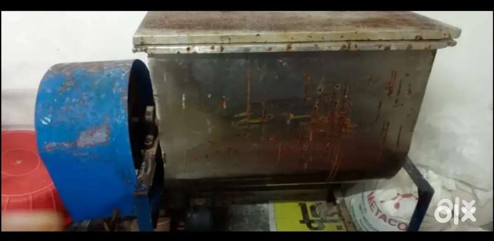 Commercial mixer machine 50 kg 3 HP and Channa and sealing machine