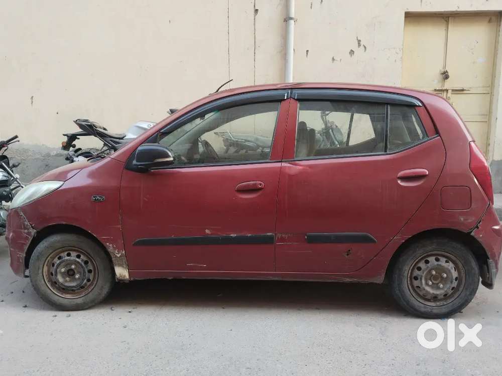 Hyundai I10 2011 Cng & Hybrids 107000 Km Driven