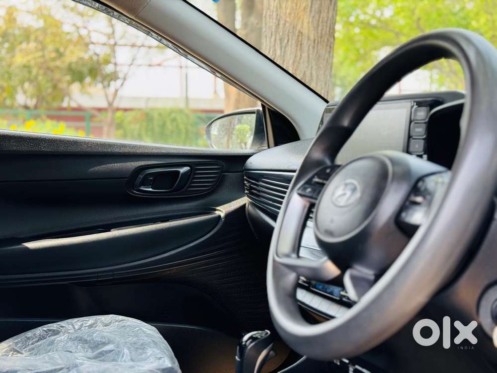 Hyundai I20 Sportz 1.2 Ivt Dual Tone, 2023, Petrol