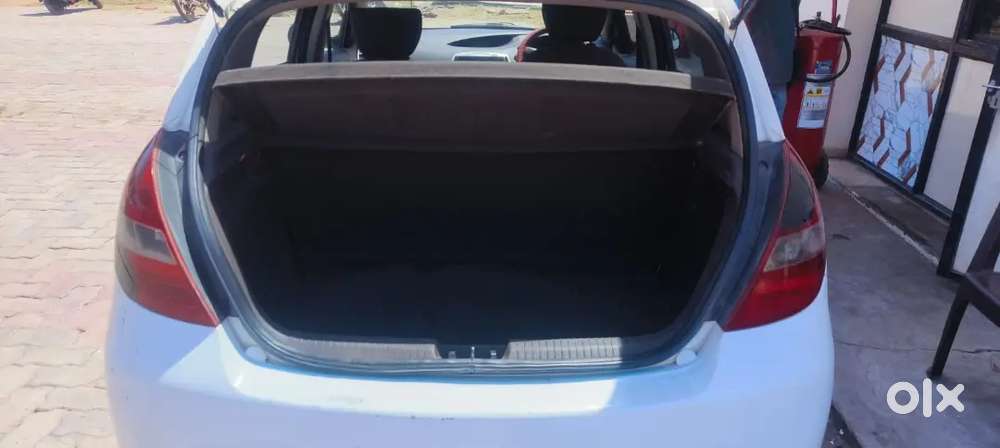 I20 Good Condition+ Service Record+ New Tyre+ New Passing 2030