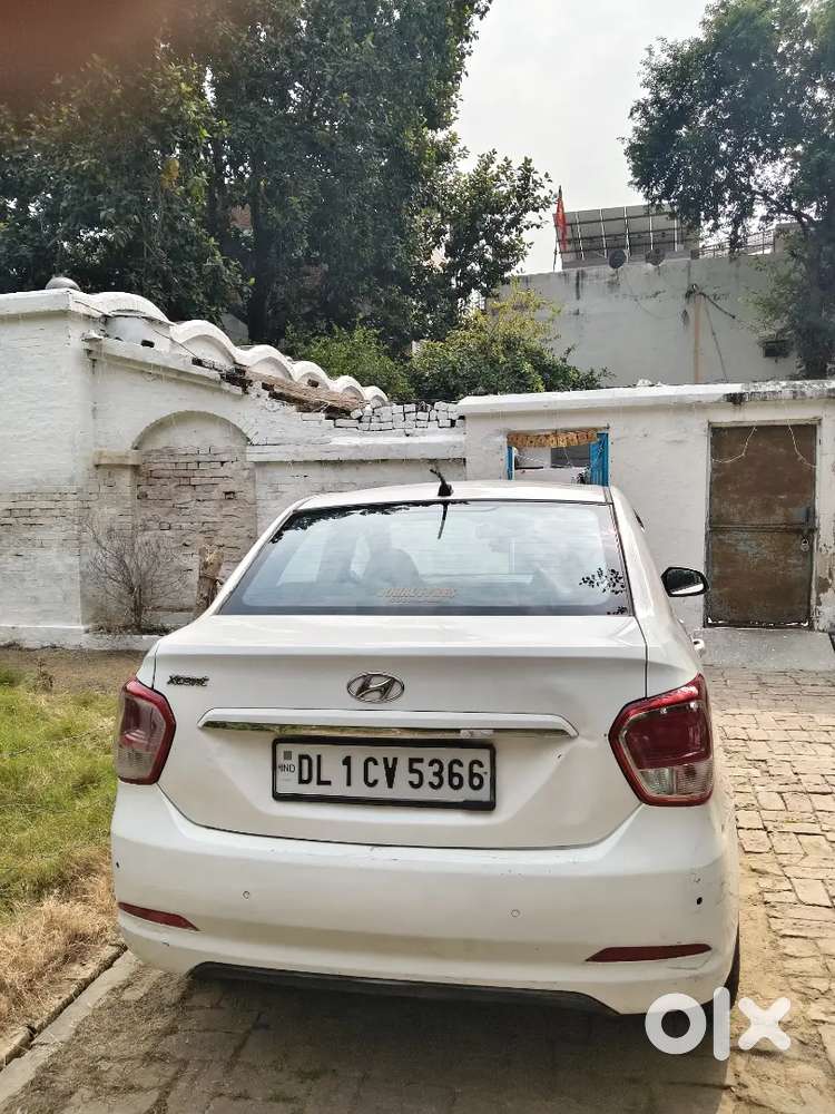 Hyundai Xcent 2016