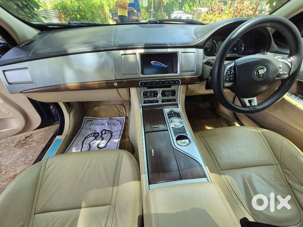 Jaguar Xf (2.2 Luxury)