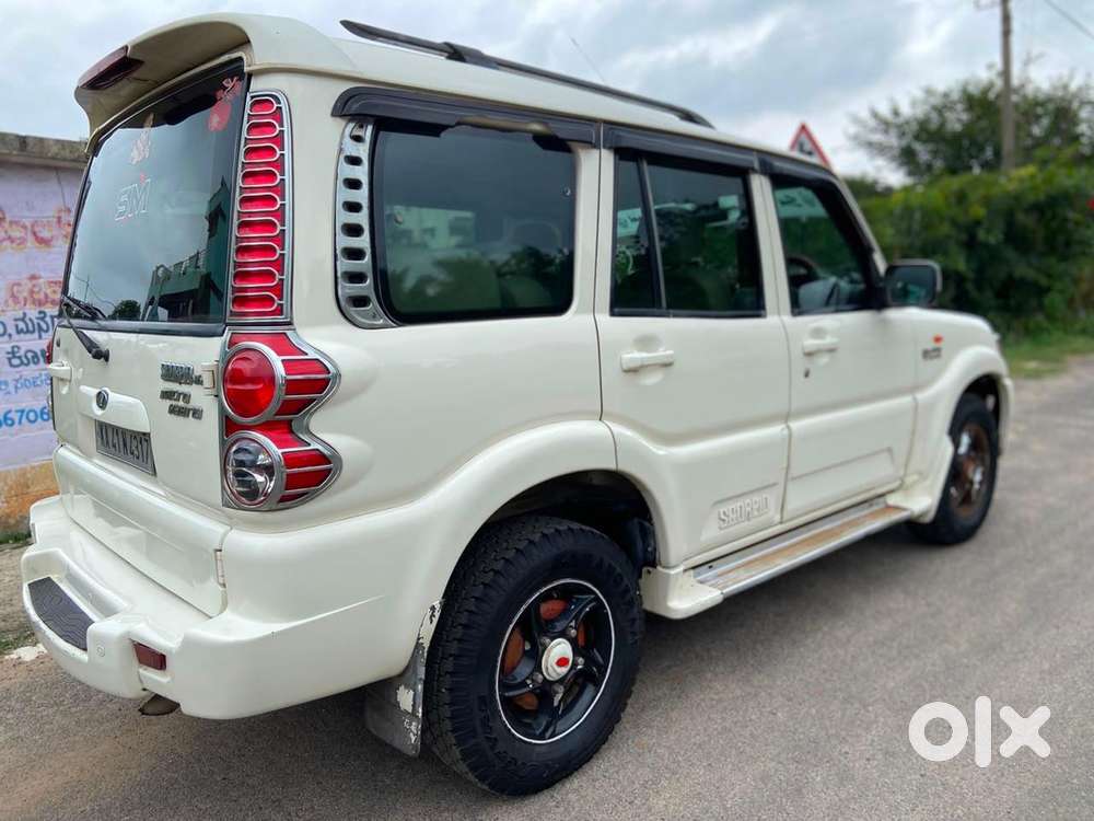 Mahindra Scorpio Diesel 2010 2nd owner.