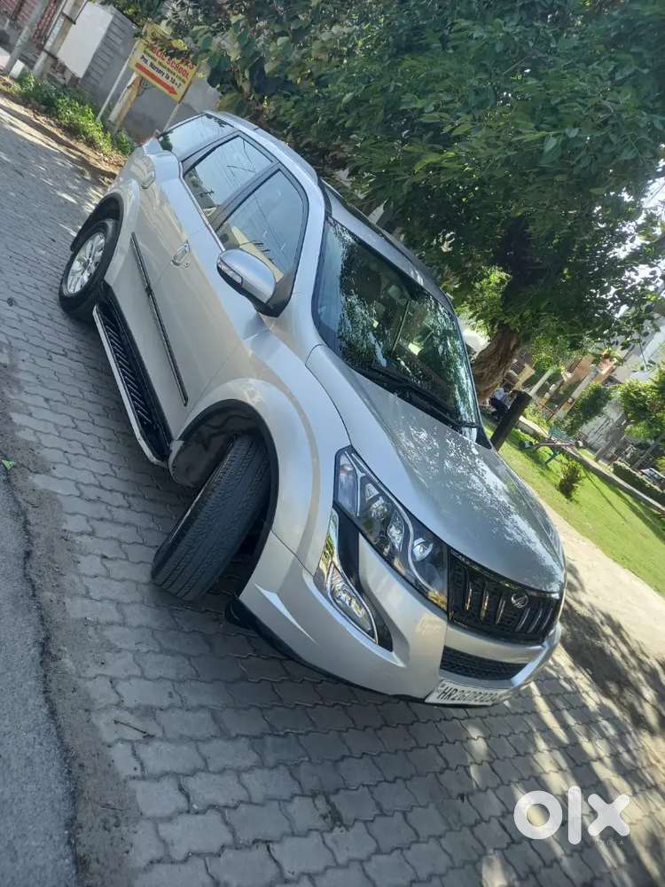 Mahindra Xuv500 2017 W10