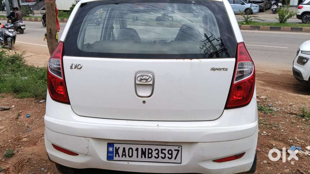 Hyundai I10 Sportz, 2014, Petrol