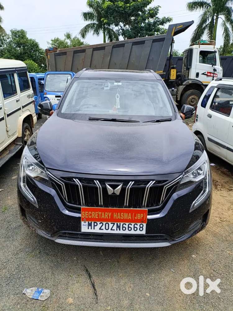 Mahindra Xuv700 Petrol Mt 2024