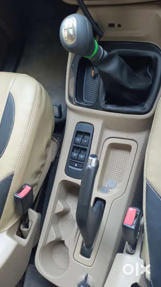 Mahindra Tuv 300 2016 Diesel Well Maintained