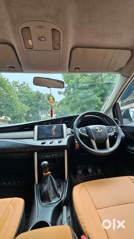 Toyota Innova Crysta 2.4 G Mt, 2017, Diesel