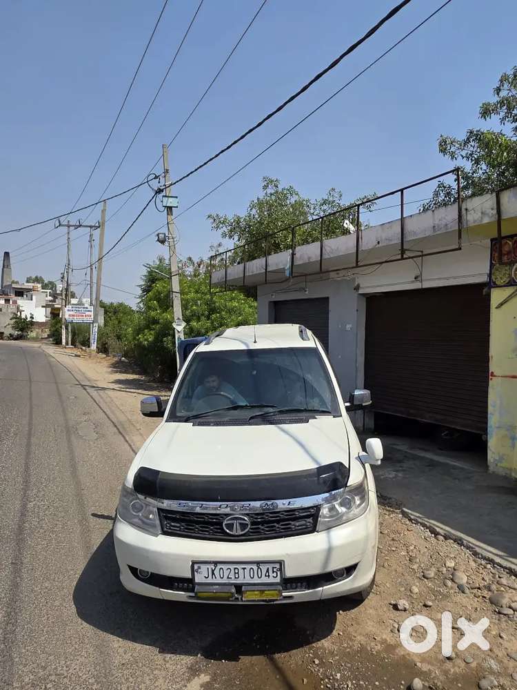 Tata Safari Strome Varicor 400 With 6 Gear Transmission Top Condition