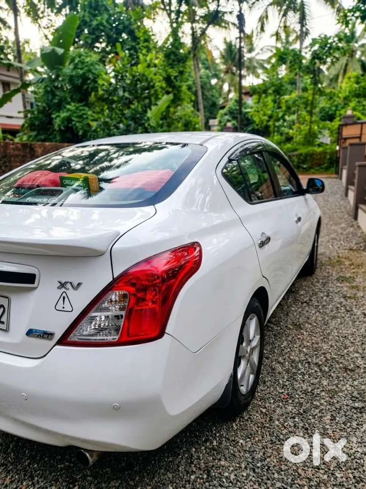 Nissan Sunny Xv 2013