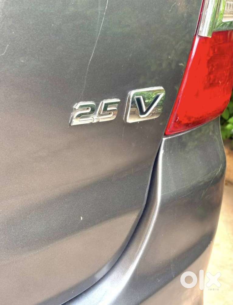 Toyota Innova 2.5 Vx 7 Seater Bs Iv, 2013, Diesel