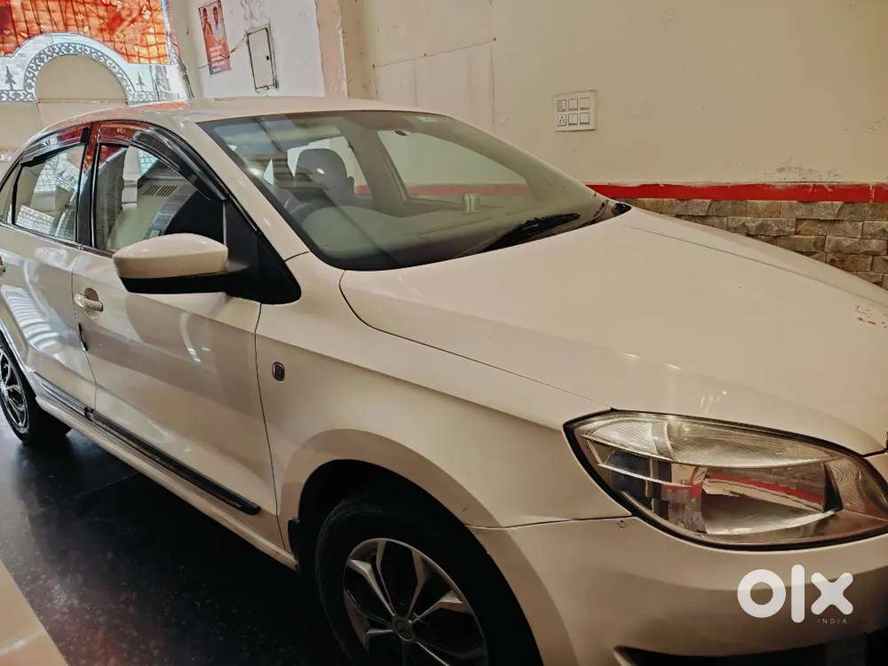 Skoda Rapid 2012 Petrol Well Maintained And Powerful Engine