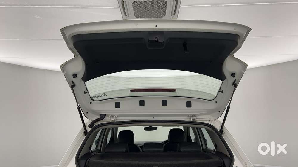 Volkswagen Taigun Topline 1.0 Tsi At (electric Seats), 2022, Petrol