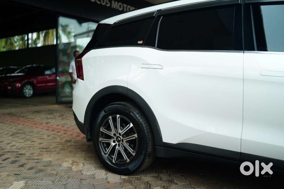 Mahindra Xuv700, 2023, Diesel
