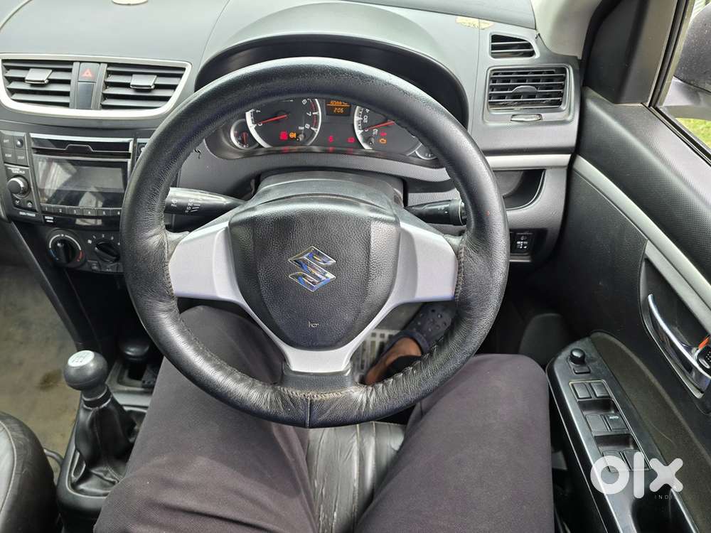 Maruti Suzuki Swift Petrol 2015