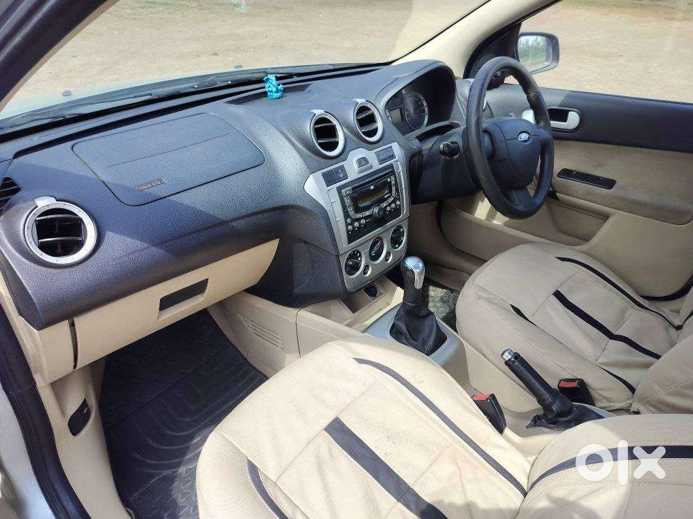 Ford Fiesta Classic 1.4 Titanium, 2015, Diesel