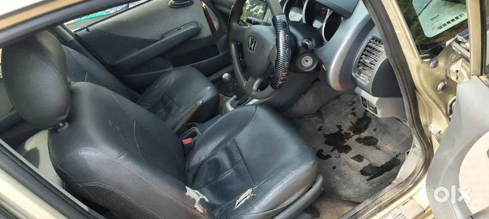 Honda City Petrol 2005 Variant, Urgent Money