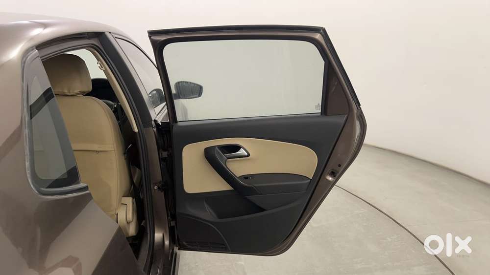 Volkswagen Polo 2009-2013 Petrol Highline 1.2l, 2016, Petrol