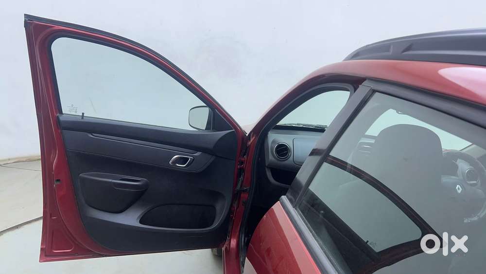 Renault Kwid 2019-ongoing 1.0 Rxt (o), 2018, Petrol