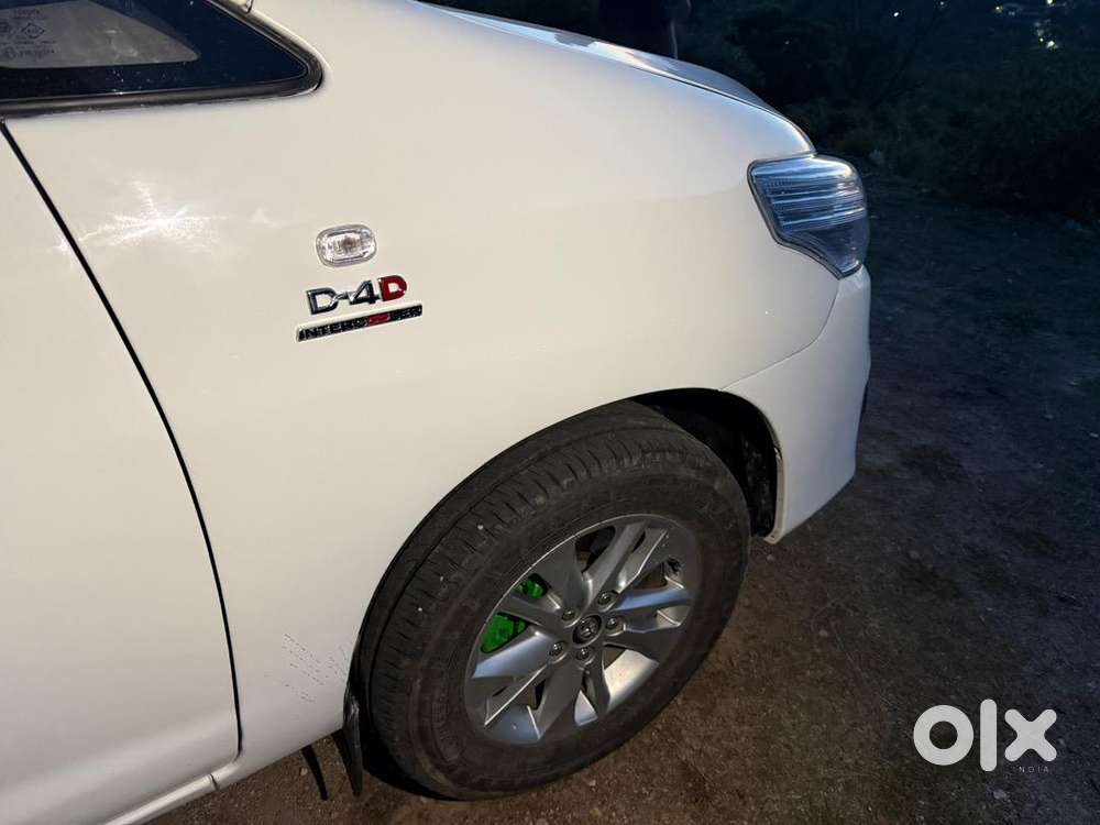 Toyota Innova 2015 Diesel Well Maintained