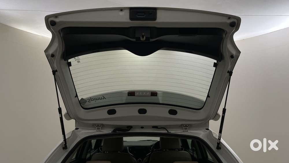 Maruti Suzuki Baleno 1.2 Zeta, 2016, Petrol
