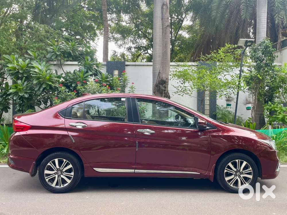 Honda City I-vtec V, 2018, Petrol