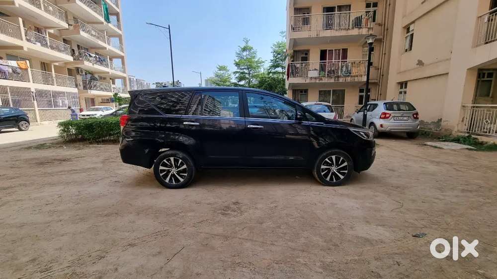 Toyota Innova Crysta 2022 Diesel Well Maintained