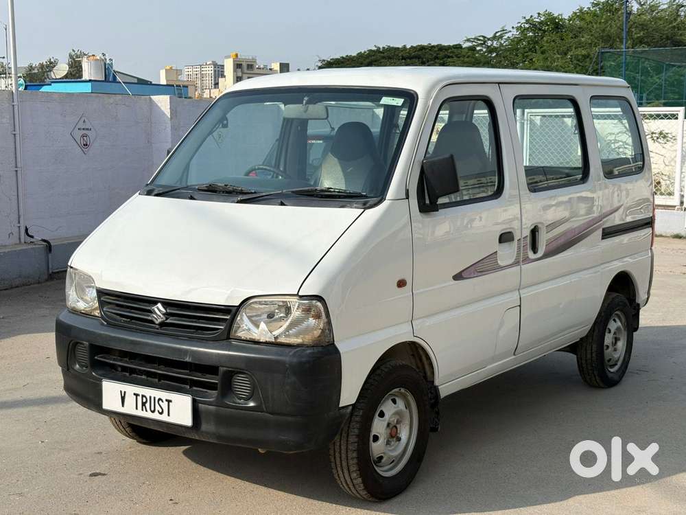 Maruti Suzuki Eeco 7 Seater Standard, 2016, Petrol