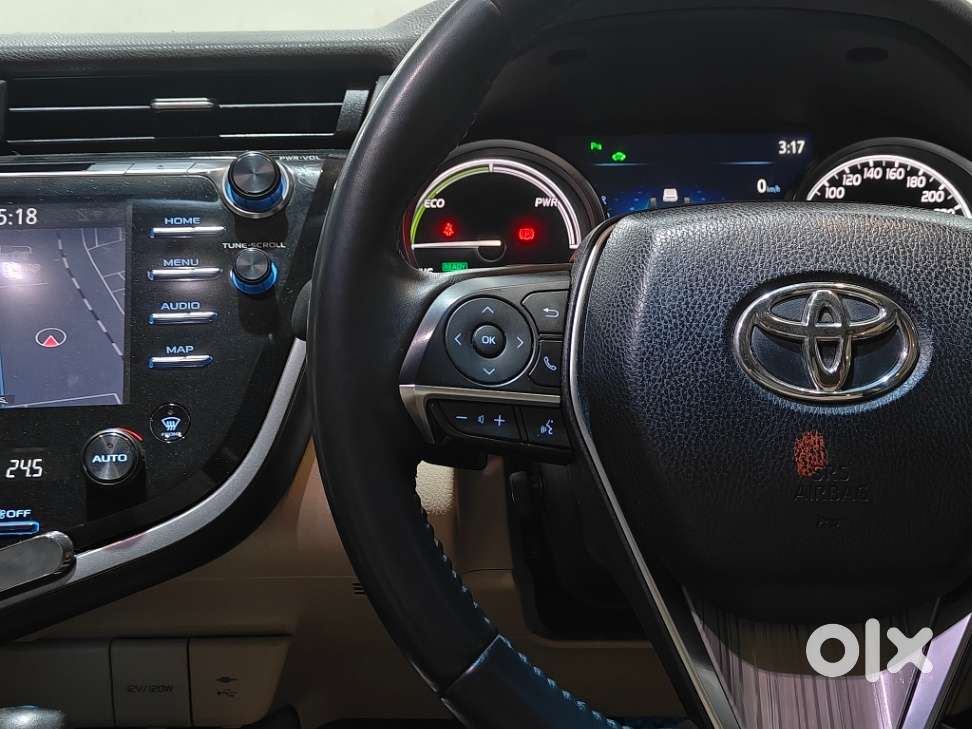 Toyota Camry Hybrid, 2020, Petrol