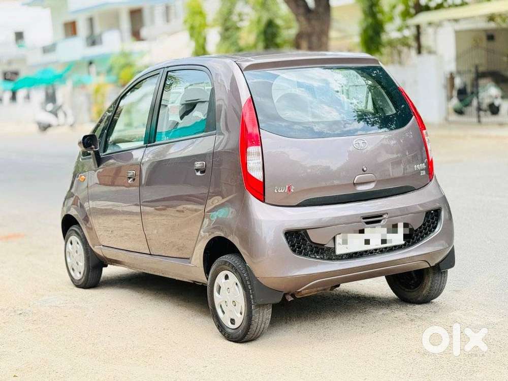 Tata Nano Xta, 2017, Petrol
