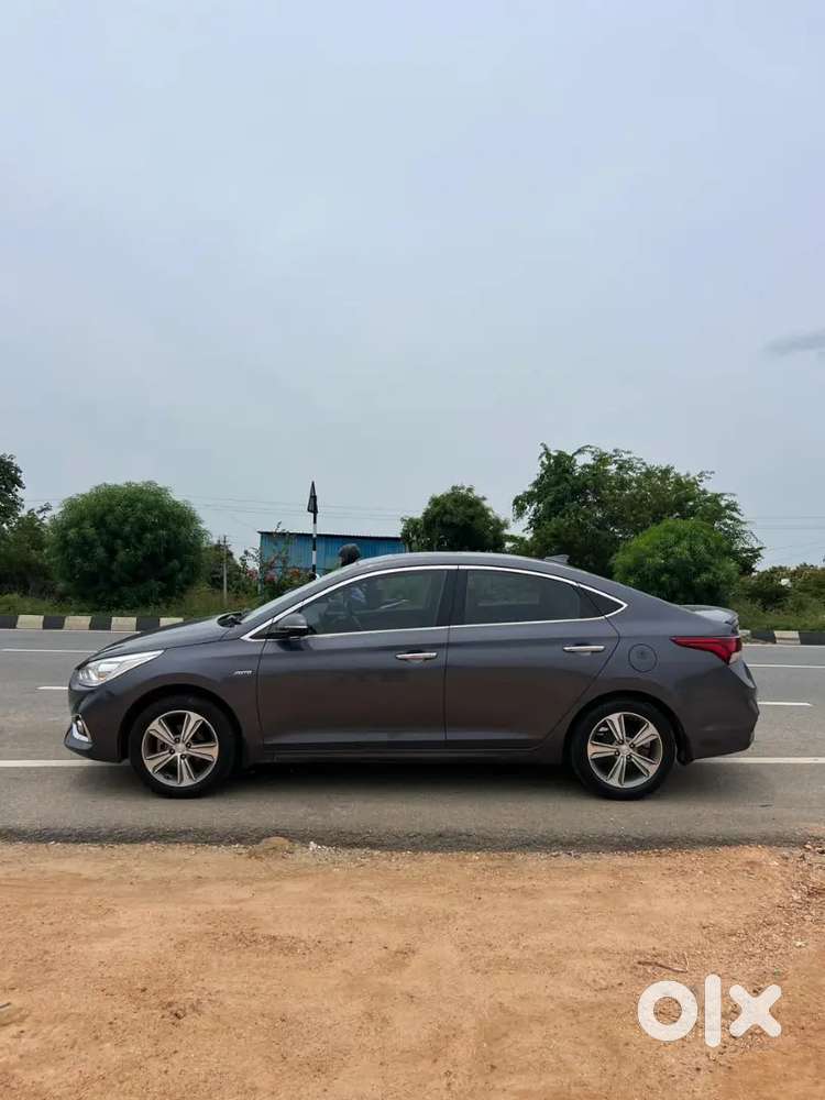 Hyundai Verna 2019 Topend With Sunroof 65900 Km Driven
