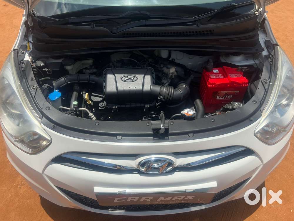 Hyundai I10 Sportz, 2014, Petrol